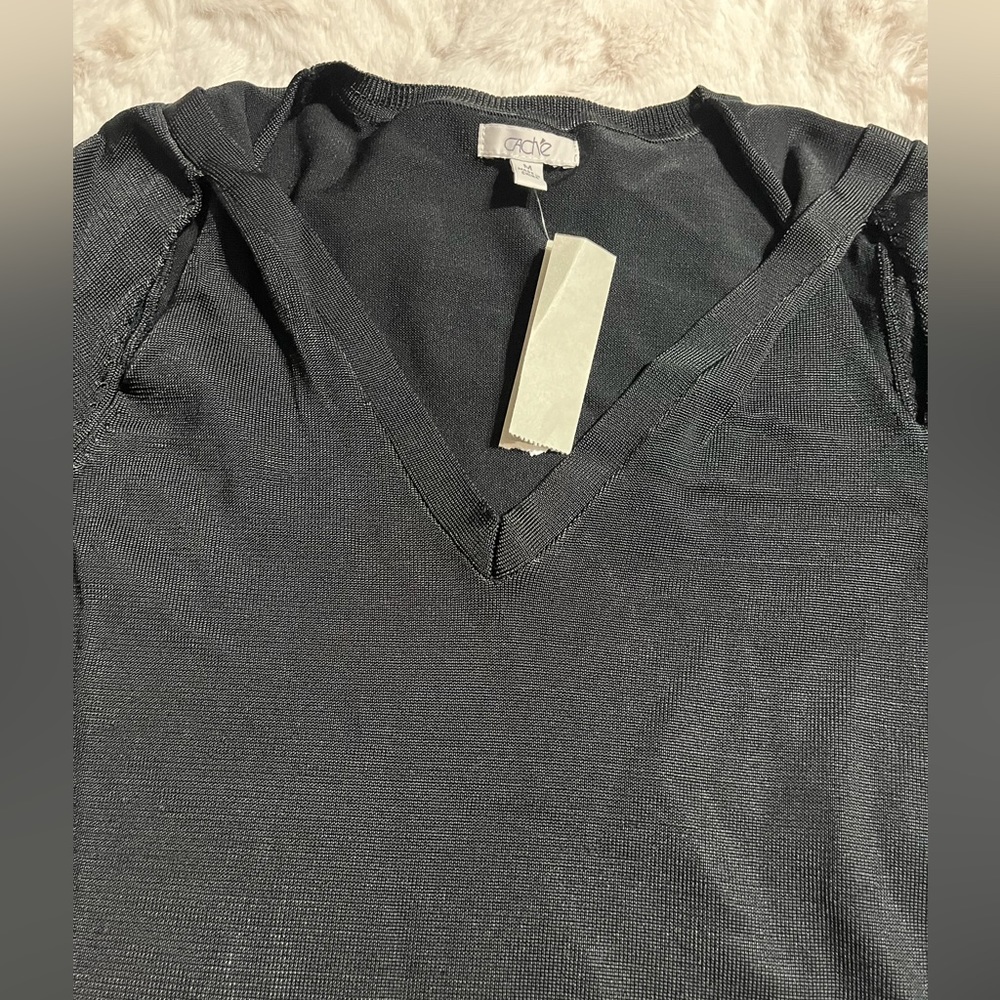 Cache top, black and size med